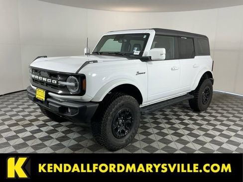 Used 2023 Ford Bronco Outer Banks image 1