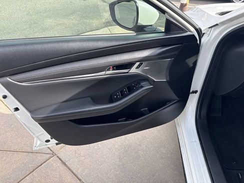 Used 2020 MAZDA MAZDA3 AWD Hatchback w/ Premium Pkg image 19