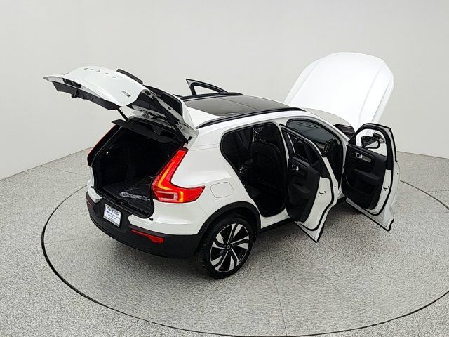 Used 2023 Volvo XC40 B5 Ultimate w/ Climate Package AWD/4WD image 41