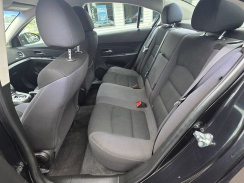 Used 2016 Chevrolet Cruze LT FWD image 18