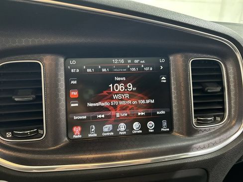 Used 2016 Dodge Charger R/T RWD image 14