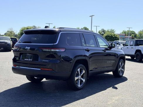 Used 2023 Jeep Grand Cherokee L Limited image 20
