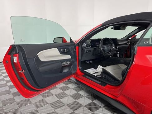 Used 2024 Ford Mustang Premium image 16