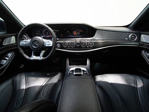 Used 2020 Mercedes-Benz S 63 AMG 4MATIC Sedan w/ Warmth & Comfort Package image 36