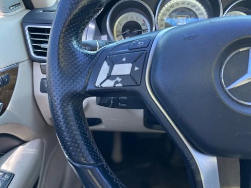 Used 2015 Mercedes-Benz E 400 E 400 Coupe 2D image 26