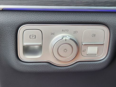 Used 2025 Mercedes-Benz GLE 350 4MATIC image 20