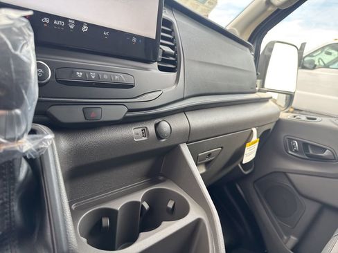 New 2026 Ford Transit 250 148 Medium Roof image 13