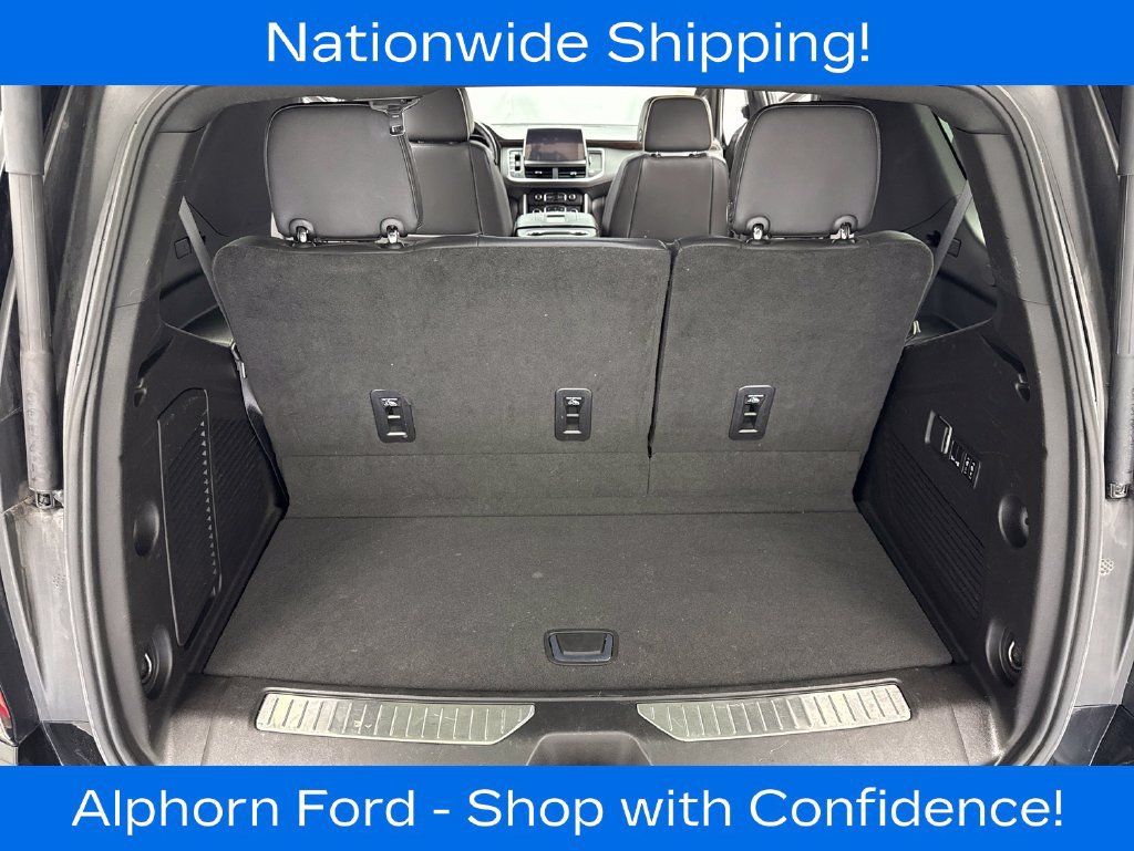 Used 2023 Chevrolet Tahoe Premier AWD/4WD image 40