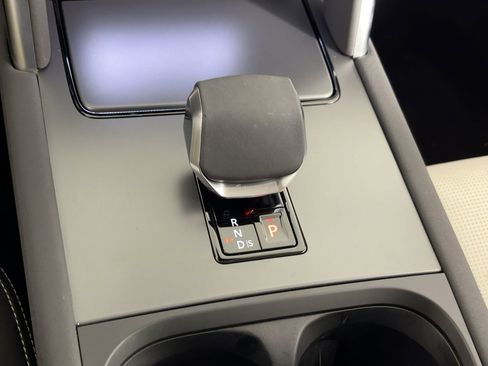 Certified 2024 Land Rover Discovery Sport S image 26