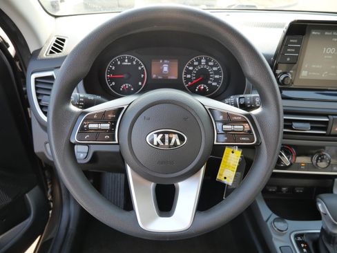 Used 2021 Kia Seltos LX AWD/4WD image 26