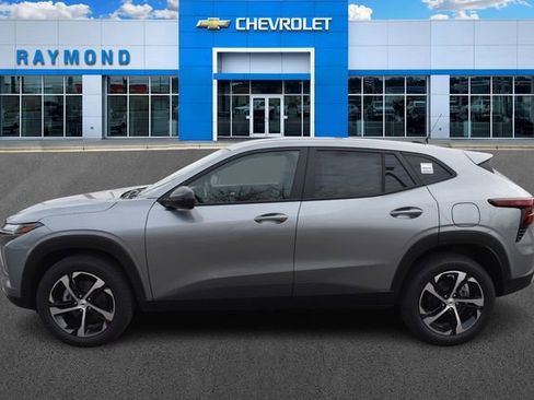 New 2026 Chevrolet Trax RS image 7