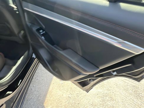 Used 2024 Jeep Wagoneer Launch Edition image 22