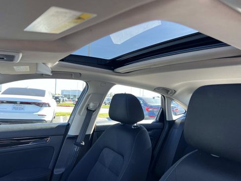 Certified 2024 Honda Civic EX image 19