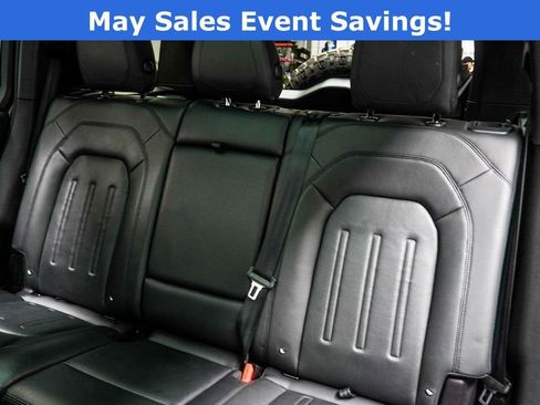 Used 2022 Land Rover Defender 110 XS Edition AWD/4WD image 38