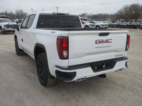 New 2026 GMC Sierra 1500 Elevation image 9