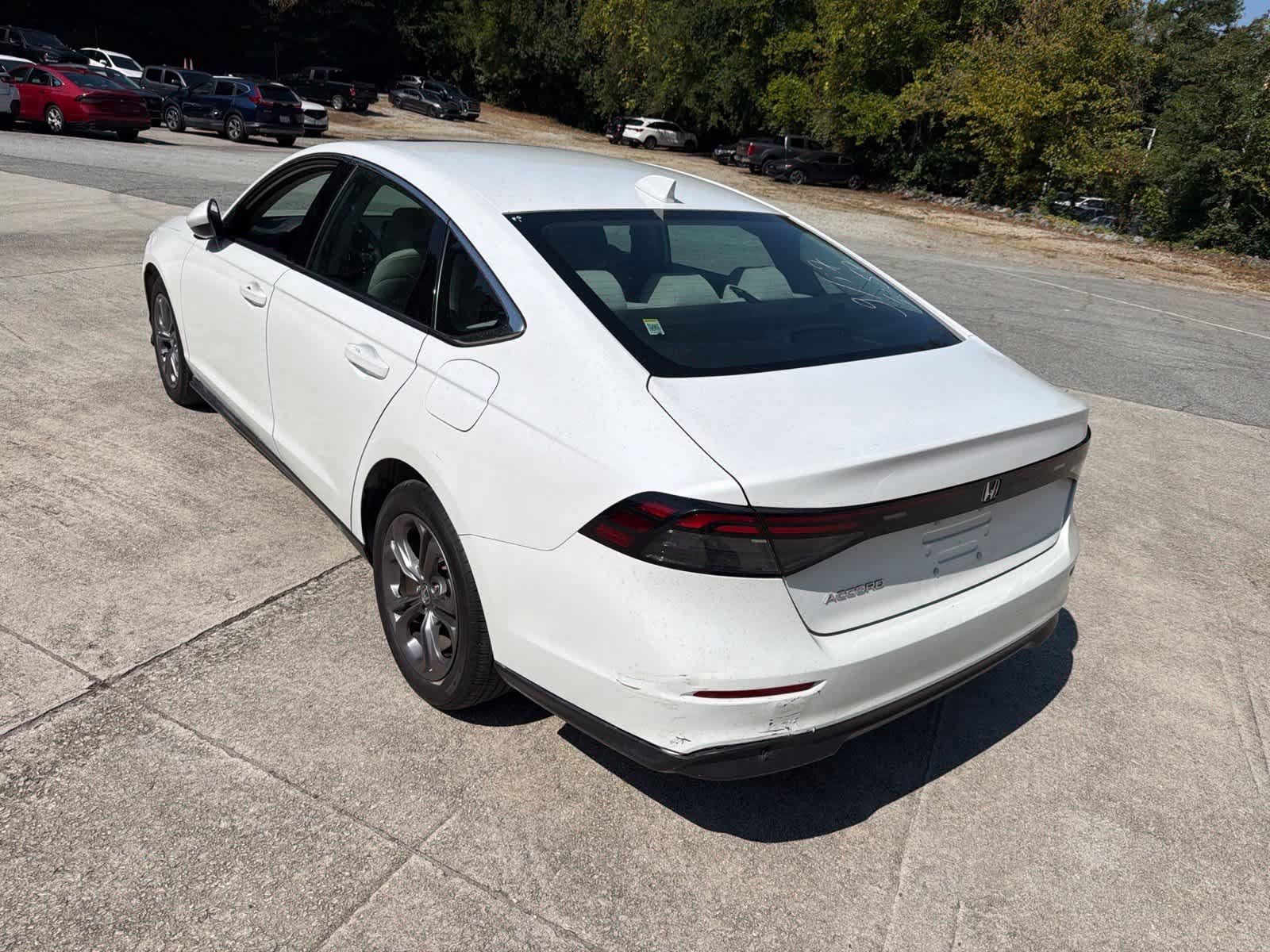 Used 2024 Honda Accord EX image 10