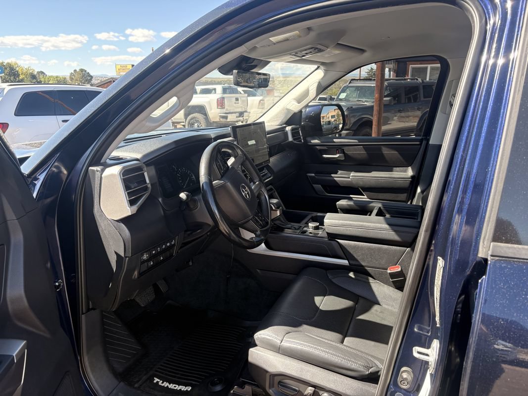 Used 2022 Toyota Tundra SR5 w/ Advanced Technology Package AWD/4WD image 15