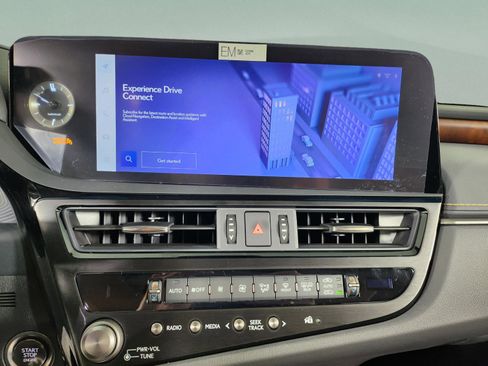 New 2025 Lexus ES 350 w/ Premium Package image 23