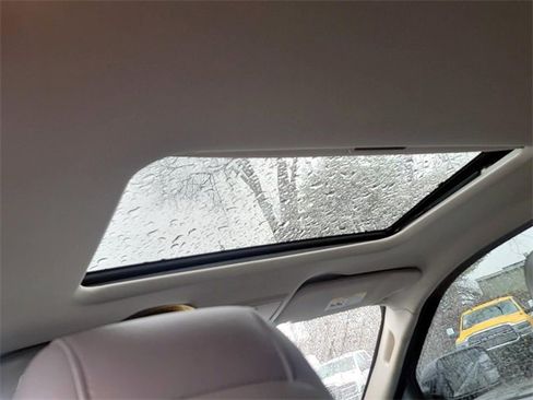 Used 2006 Jeep Grand Cherokee SRT8 w/ SRT Option Group I image 30