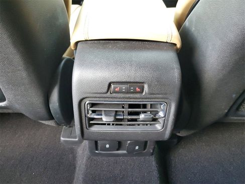 Used 2022 Lincoln Corsair Grand Touring w/ Elements Technology Bundle image 14