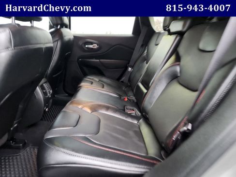 Used 2022 Jeep Cherokee Trailhawk w/ Premium Leather Package image 30