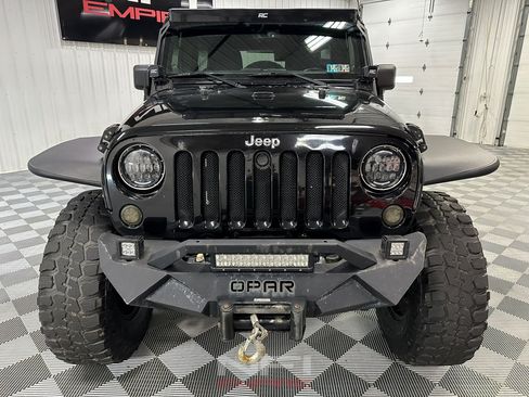 Used 2014 Jeep Wrangler Unlimited Sport w/ Quick Order Package 24S AWD/4WD image 4