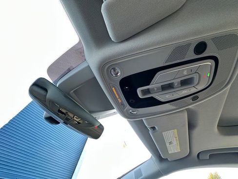 Used 2021 Audi Q8 Premium Plus w/ Premium Plus Package image 35