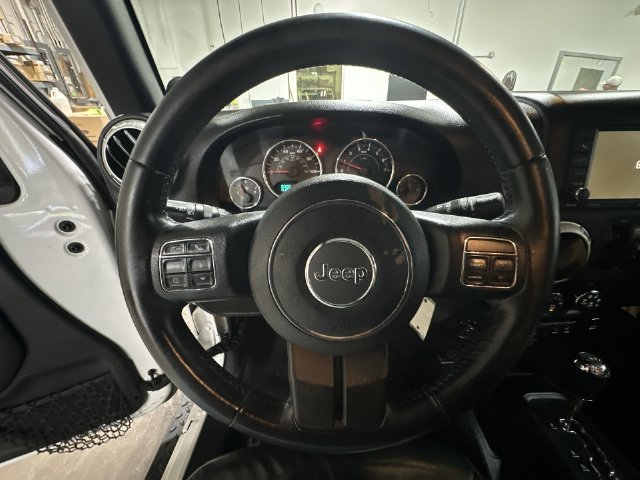 Used 2014 Jeep Wrangler Unlimited Sahara w/ Mopar Chrome Edition Group AWD/4WD image 15