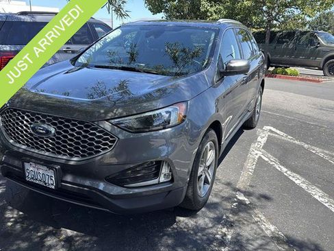 Certified 2023 Ford Edge SEL w/ Convenience Package AWD/4WD image 1