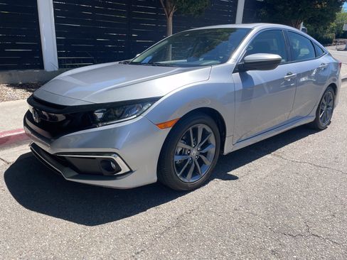 Used 2019 Honda Civic EX image 10