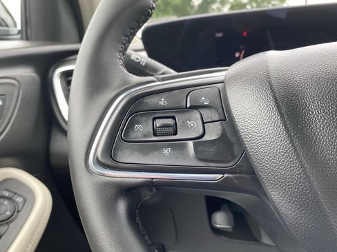 Certified 2024 Buick Encore GX Sport Touring w/ Advanced Technology Package AWD/4WD image 20