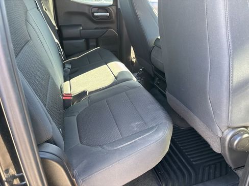 Used 2020 Chevrolet Silverado 1500 Custom w/ Custom Value Package image 14