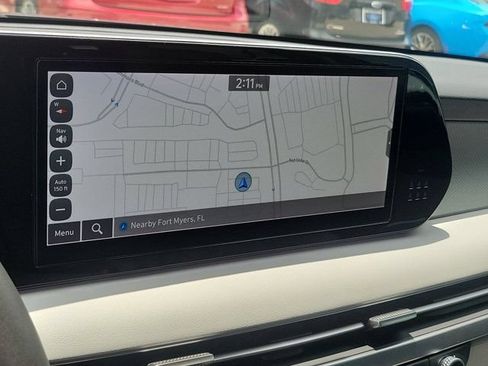 Used 2024 Hyundai Palisade SEL FWD image 12