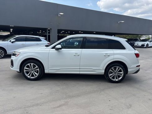 Certified 2025 Audi Q7 3.0T Premium Plus AWD/4WD image 9