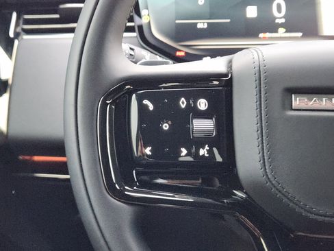 Certified 2024 Land Rover Range Rover Sport Dynamic SE image 28