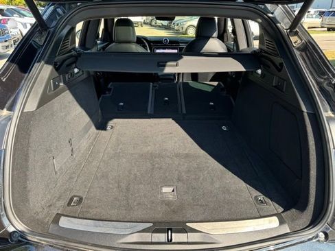 Used 2023 Maserati Grecale Modena image 31