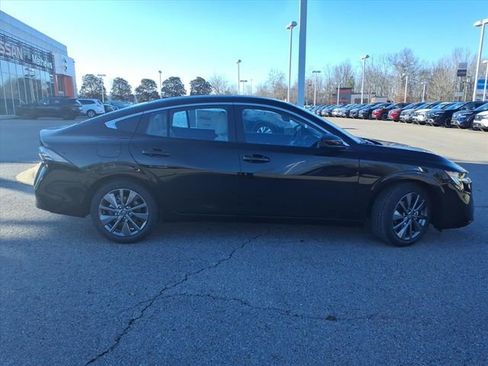 New 2026 Nissan Sentra SL w/ Floor Mat Package FWD image 2