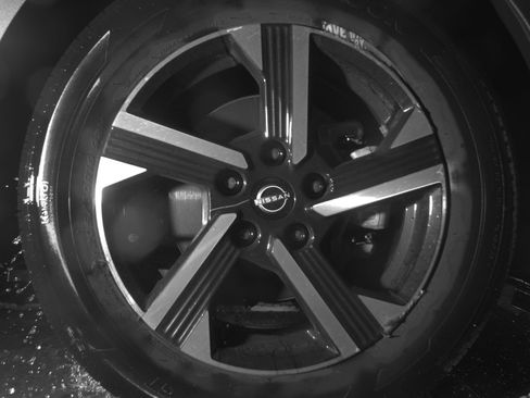 Used 2025 Nissan Sentra SV image 13