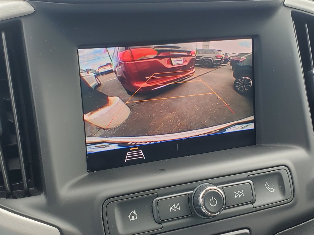 Used 2020 GMC Terrain SLE w/ Driver Convenience Package FWD image 14