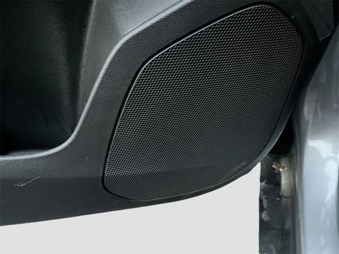 Used 2024 Chevrolet Trax LT image 19