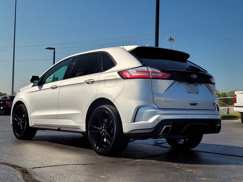 Used 2019 Ford Edge ST w/ Equipment Group 401A AWD/4WD image 6