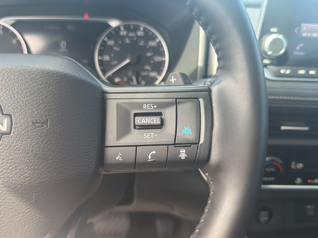 Certified 2025 Nissan Rogue SV w/ SV Premium Package FWD image 44