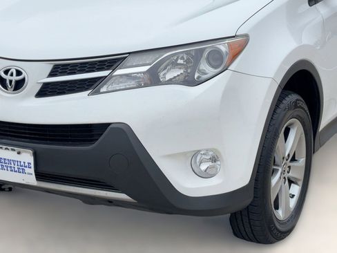 Used 2015 Toyota RAV4 XLE image 11