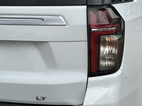 Used 2022 Chevrolet Tahoe LT AWD/4WD image 8