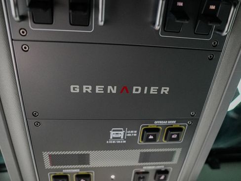 Used 2024 INEOS Grenadier Fieldmaster Edition AWD/4WD image 30