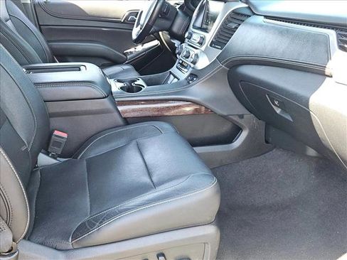 Used 2020 GMC Yukon SLT AWD/4WD image 30