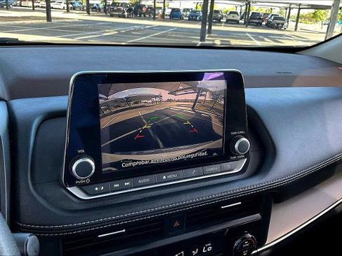 Certified 2023 Nissan Rogue SV image 26