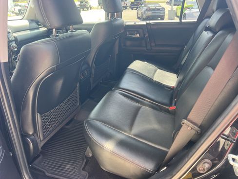 Used 2019 Toyota 4Runner Limited AWD/4WD image 20