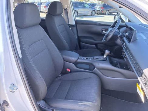 Certified 2026 Honda HR-V LX image 22