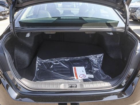 New 2026 Nissan Altima 2.5 SV FWD image 12